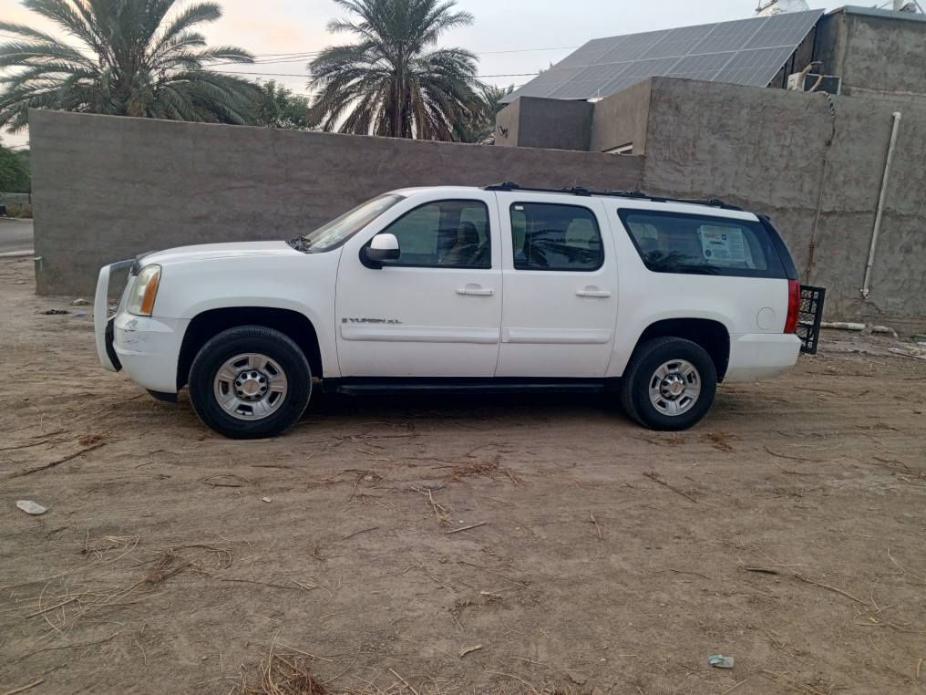 جمسي يوكن موديل 9 السياره فحل 8 برغي السياره كفاله بدي كير محرك اكسل طخم تاير حداديه السياره رقم كركوك هزه جديده كمرك مدفوع الاتصال على صاحب السياره ***********السياره موجوده بل بصره والي بأسمه السياره بصره البصرة, العراق
