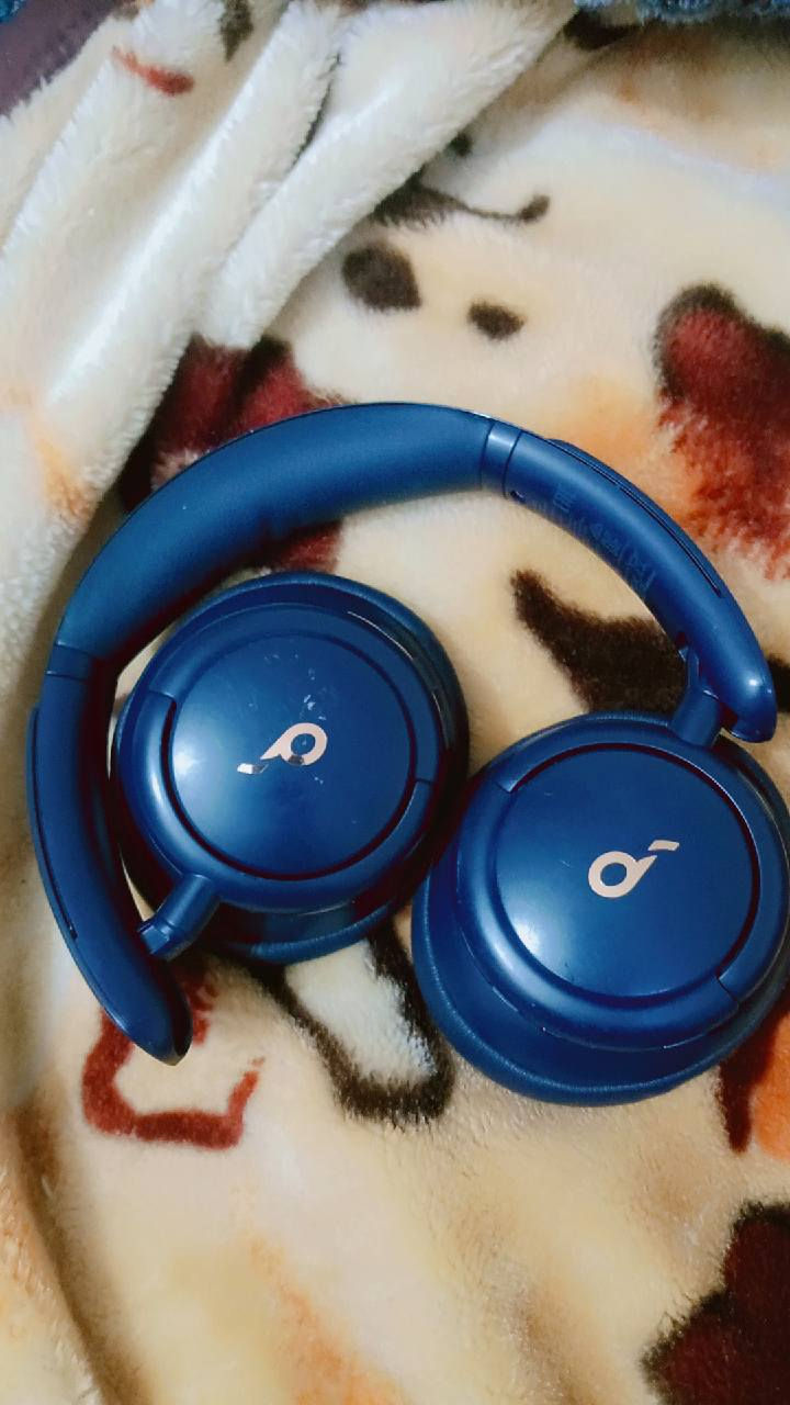 السلام عليكم
Anker Soundcore Space Q35. اربع قطع 

Anker Soundcore Space Q45.  قطعه وحده 
جديدات لوك بس بدون كارتونه


**إذا كنت صاحب هذا الإعلان وتريد حذفه لأي سبب، رجاءا أرسل رسالة إلى الدعم الفني**