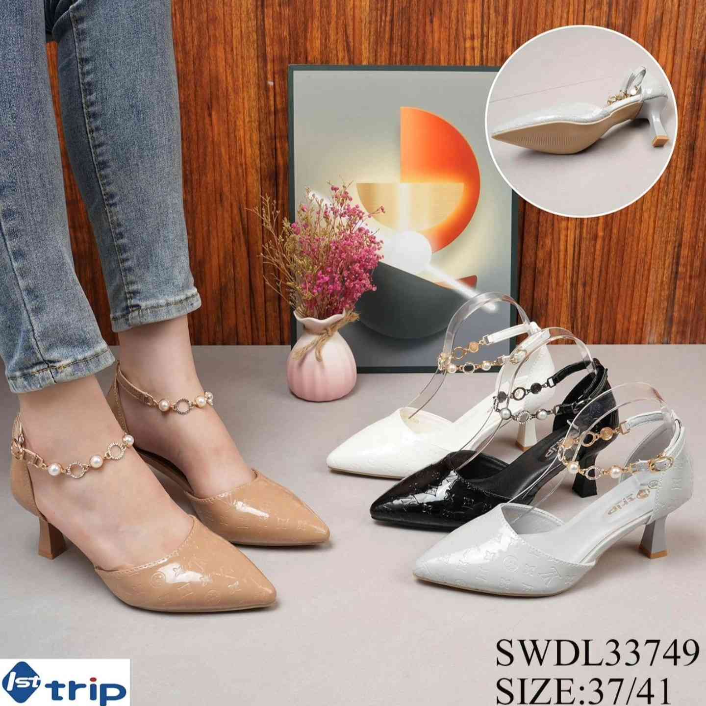 🌹 أنسب الاسعار للاحذيه و الحقائب 🌹. 
حذاء كعب 5سم موديل أنيق ومميز جدا 
  #سعره 10،000 #تخفيضات 
#العنوان شارع الامام القاسم ع الفرع المقابل لصيدلية كمال الجلبي داخل القيصريه مجمع ماركو
يتوفر خدمة توصيل كل محافظات العراق 🌹،


**إذا كنت صاحب هذا الإعلان وتريد حذفه لأي سبب، رجاءا أرسل رسالة إلى الدعم الفني**