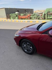 إلنترا هايبرد • كلين • الزرقاء