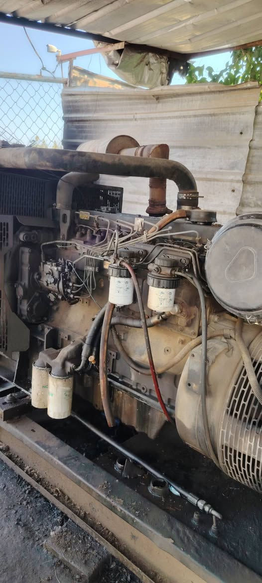 السلام عليكم مولد البيع 150كيفي مولد شغال مابي يننقص نتصال ***********
