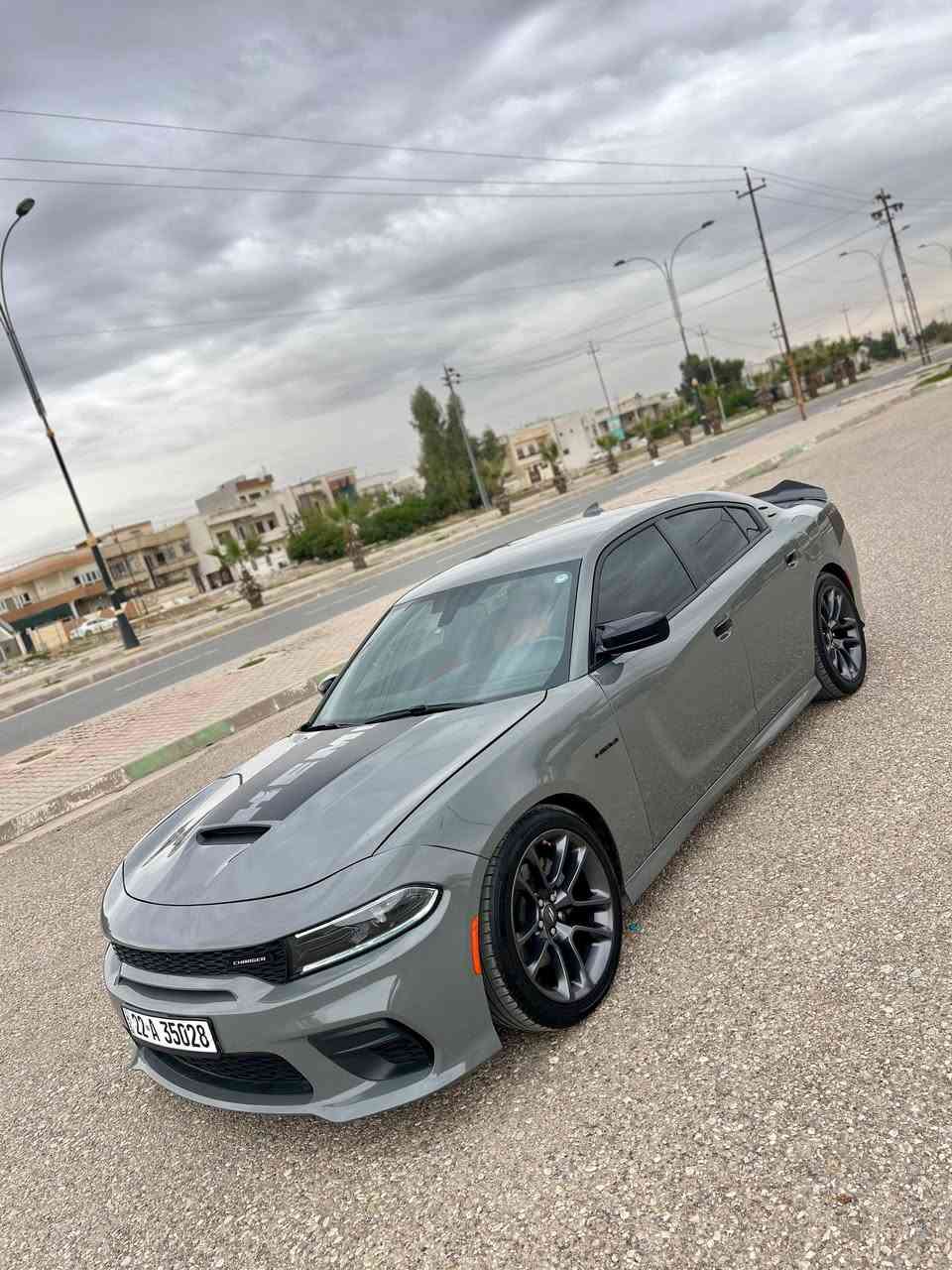 بسم الله ما شاء الله
Rt  super track pak
موديل 2023
دبل بصمة بلادي
سعر مناسب
Last call 2023
V8    5700
صوت بلادي يخبل
(بيها قطعتين)
لون مميز سمنتي 
ماشيه 19 فقط
سيارة بالباكيت جديدة كلش
فول ما عدا فتحة
رادار خلفي 
رادار جانبي
حساسات خلفية
دواخل احمر
كشنات جلد +حضن +تبريد و تدفئه+كهربائي
شفتات استيرن
قيادة سوبر تراك باك
نظام سبورت
شاشة جبيرة +نظام كاربلي
نظام صوتي alpine
كير محرك لوووك بشرط
تخم تاير جديد +صدر امامي خلفي جديد
رقم اربيل بأسمي
هزه سنوية رقم كله جديد
سعر مناسب ٢٤٧ بيها مجال
مكانه كركوك 
***********
