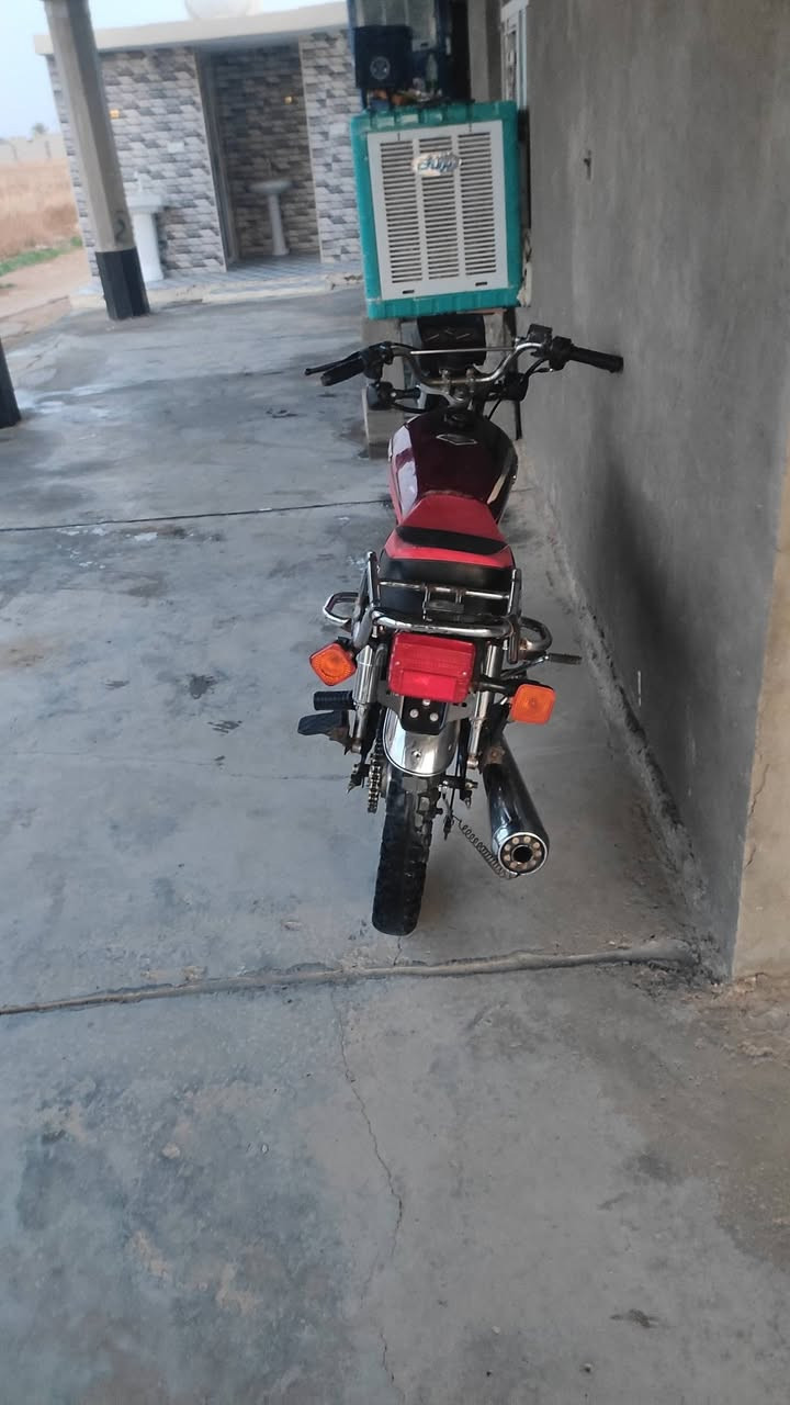 دراجه للبيع 2019 5 كير سهرها 450 بيها مجال 
*********** وهذا رقمي بو واتساب
