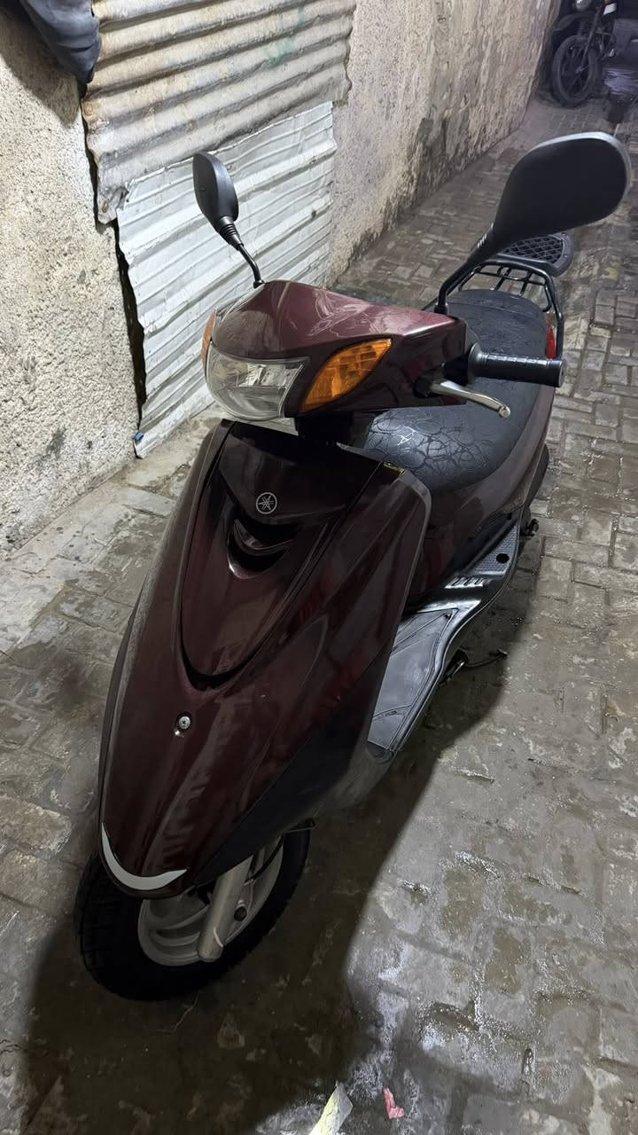 سلام عليكم متاح اكزز ياباني دراجه لوك بل كارتون مكينه سبانه ممدوده عليهه بلاديهه كلههه كفراته نضافتهه 99‎%‎ شخط واحد مابيهه ومكينتهه خرسه ناعمه فولل دراجه مال جني مو مال بيع وشرا وكلشي اكو بل سوك كلشي ونضافته  عارضهه ب 9 ورقات بيهه مجال كلش قليل  لان حته كلمه لوك قليله بحقهه مكاني بغداد شارع الكفاح ***********
واسف ع اطاله.
