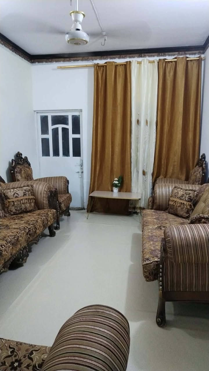 السلام عليكم
بيت زراعي للبيع نهايه شارع ٦٠ البو جاسم المساحه ١٠٠ متر سند ٢٥ مرقم بالبلديه
السعر ٢٠ وبي مجال
***********
