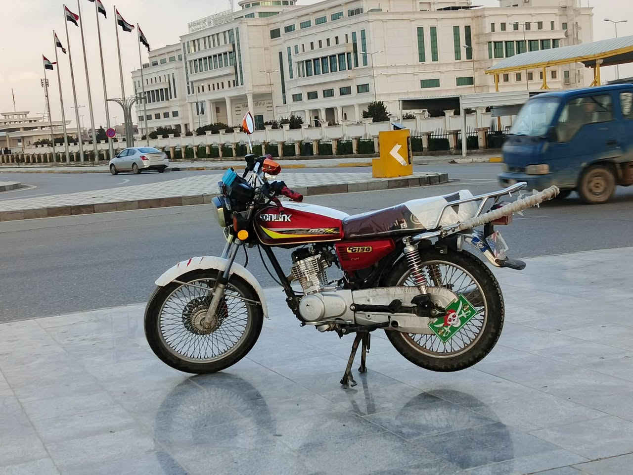 سلام عليكم سونلك موديل 2023 محرك مامفتوح شرط لاصرف لا بخار كهربائيات كلها شغاله منفيس اوراق كامل مأطور نضيف مابي اي عيب سعره 470 بي مجال قليل مكاني كركوك ***********
