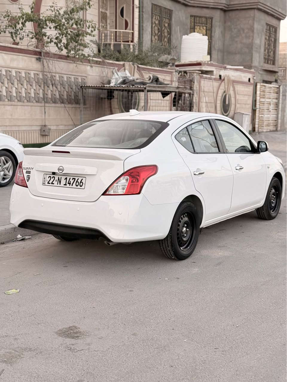 نيسان صني مديل 24رقم اربيل شركه ابواب رحمه كفاله عامه ماشيه 8000 شراي خابر وبلخدمه ***********سعر ب 132وبيه محال البصرة, العراق
