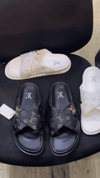 محل ايوب محمد 
المسيب السوق الكبير 
مقابل اكرم الغانمي 
القياسات كامله 40-41-42-43-44-45
***********
