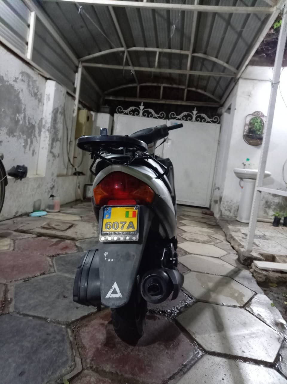 سلام عليكم ادرس ياباني شكل قديم دراجة نضيفة ومرتبة للمراوس شعدك نزل


**إذا كنت صاحب هذا الإعلان وتريد حذفه لأي سبب، رجاءا أرسل رسالة إلى الدعم الفني**