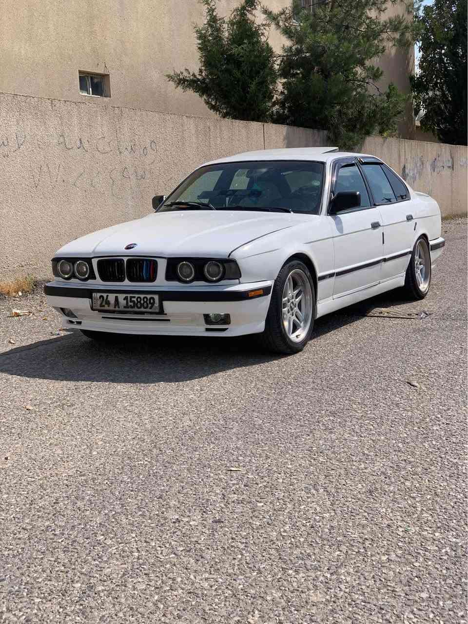 سه ره تا به ناوی خوا 
bmw
520گیر عادی 
مودیل 1991
پیش پان 
لایت عه لقه و کامل زینون
تازه بویاخ کراوه 
پیشو دوای تازه گوراوه 
ده عامی بو ده عامی به شرتی هه زار فیته ر 
عیب بدوزه ره وه 100$ببره 
دو جام کاره با 
سلایته 
گیچه کامی کامل یشه کات 
دوکه ل بو غار به شه رت 
پیشی ده عمی نیه 
زور زور تنو تول وبه قوته 
تایه ویلی لوک m18
ده عامی پیشو دوا m 
تلیشه کان کامل m
سه نه وی تازه یه تا 2028 
وه کاله تی به ناوی خومانه وه یه 
ژ***********واتساپ السليمانية, العراق
