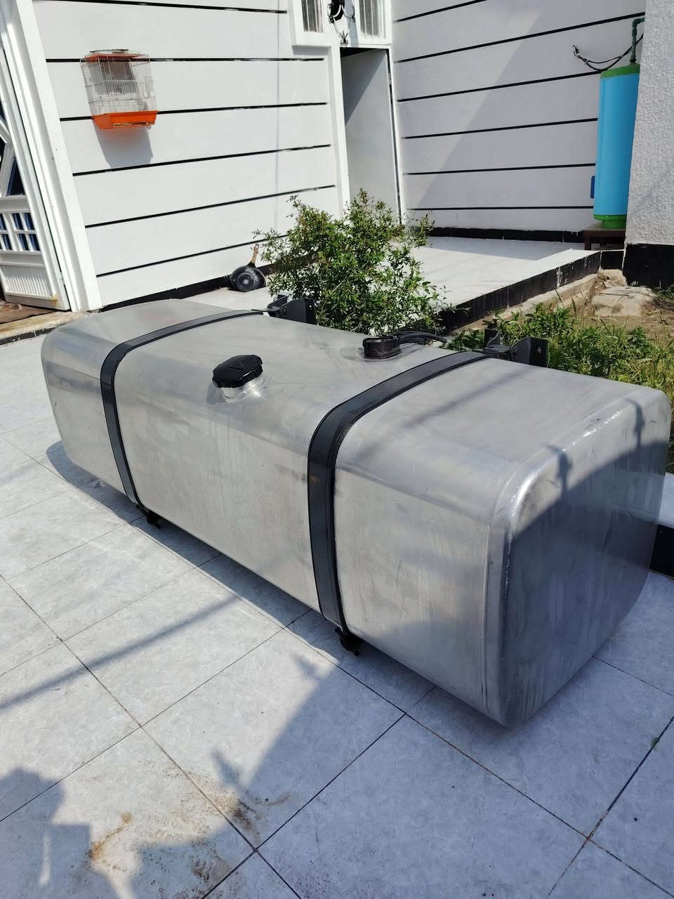 السلام عليكم تانكي اكتروز ٦٠٠للبيع كامل للتواصل ***********
