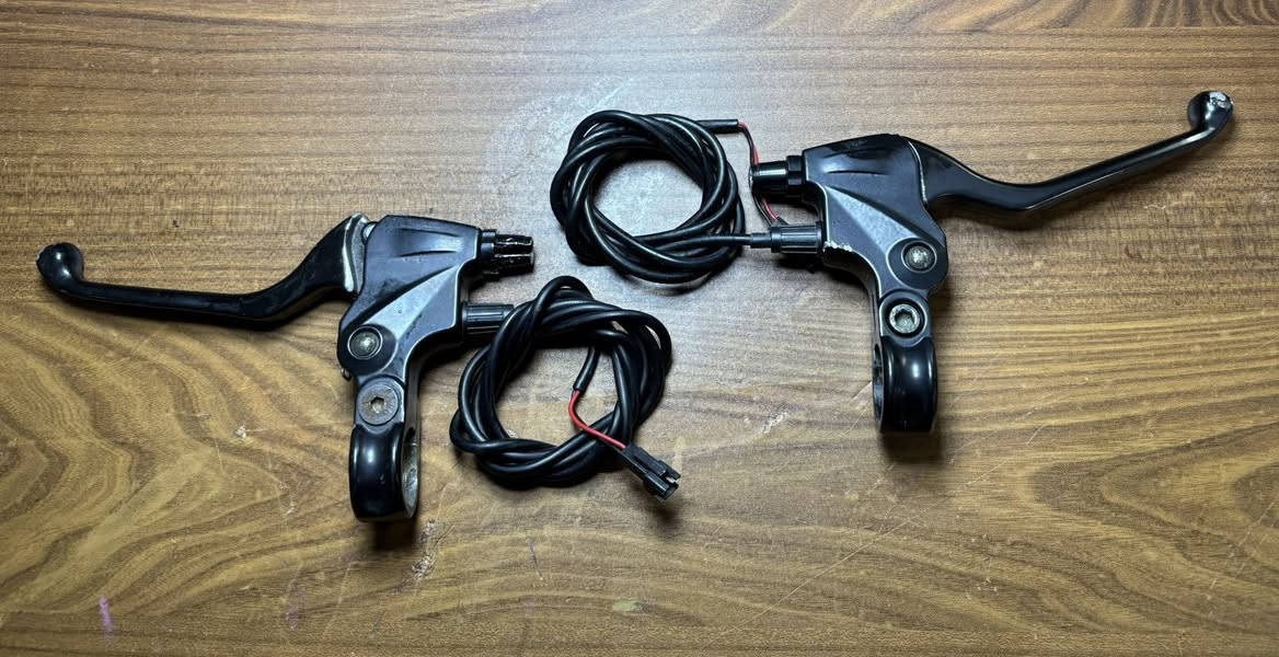 للبيع / بۆرۆشتن


**إذا كنت صاحب هذا الإعلان وتريد حذفه لأي سبب، رجاءا أرسل رسالة إلى الدعم الفني**