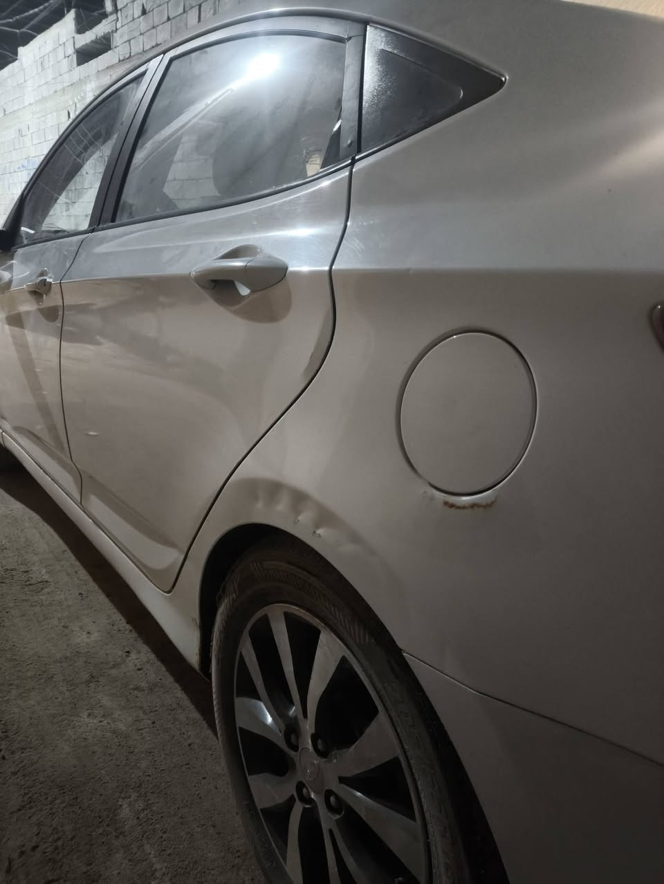 اكسنت 2015 كير ومحرك كفاله بيها مكانات بارد بأسمي تحويل ثاني يوم رقم بصره الجديد 14  السيارة نضيفة ماناقصها شي السعر 95 ورقة وبيها مجال للشراي
هذا سونارها
للتواصل ***********
