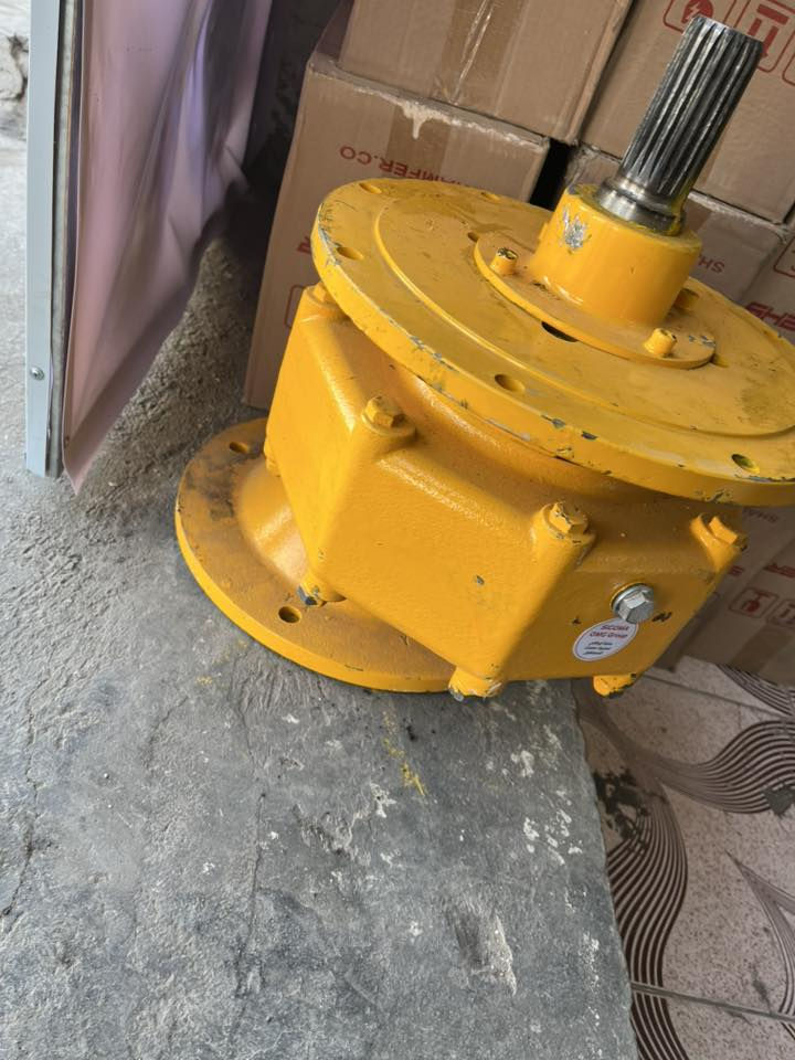 توفر لدينا 
كير بوكس برينه ١٠ انج 
قباقه براين كل قياسات 
طوبات براين 
براين طول متر ومترين 
للاستفسار اتصال 📞 ***********-*********** 
او على واتساب ***********-***********
