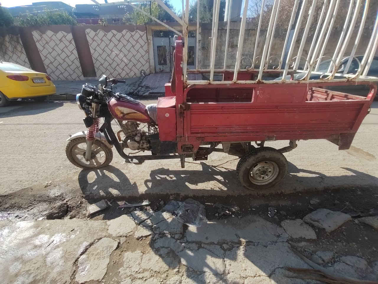 ستوت البيع مديل 2021  شصي شرط سعر 700 وبيه مجل 0751 196 3968
