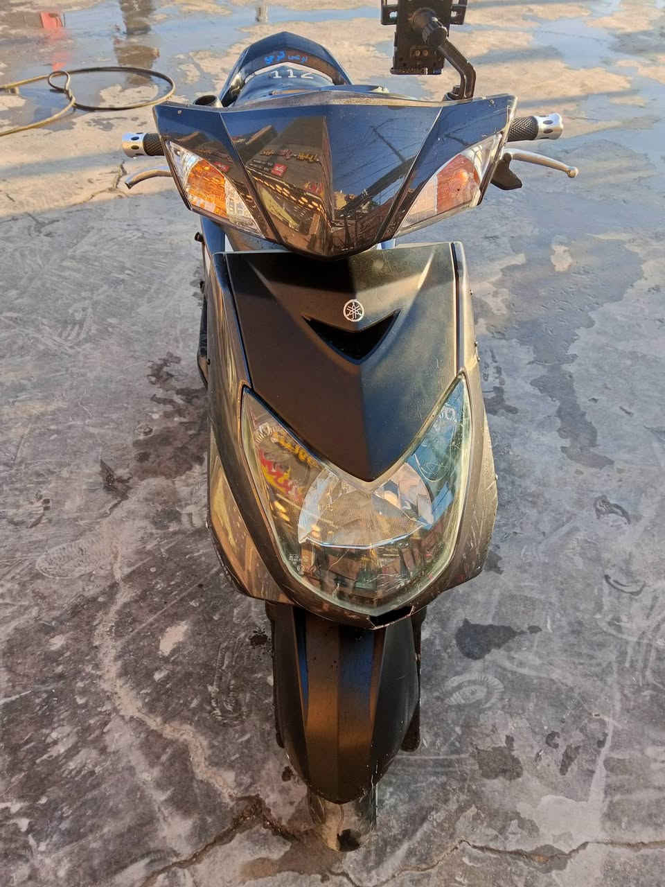 يا الله سكنز فحل الدراجه نضافتها 85بل100 كلش حلوه ونضيفه شلعه معدل فول كهربائيات كلها شغاله نقص اكلوب ماكو دشبول جديد شادلها بس ما مربوط المكينه خرسه الدراجه فقط مفيلسيها فقط وكدامكم صوره وفديو 
عنواني بغداد الشعب 
*********** واتساب رصيد 24 ساعه 
سعرها 575الف بيها مجال قليل جماعت ال400 تراسلوني احبكم
