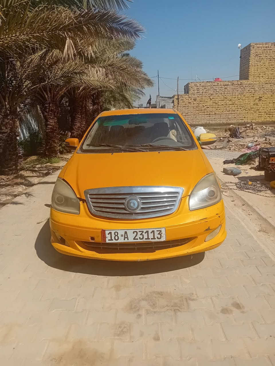 السلام عليكم. جيلي موبل موديل 13مصفره هيئه وغرامات مصبوعه حزام  رقم نكليزي تبريد شغال مكينه وكير  سياره جاهزه  فقط عوزها ترتيب كهربائيات  سعر 28  مكاني ديوانيه  ***********
