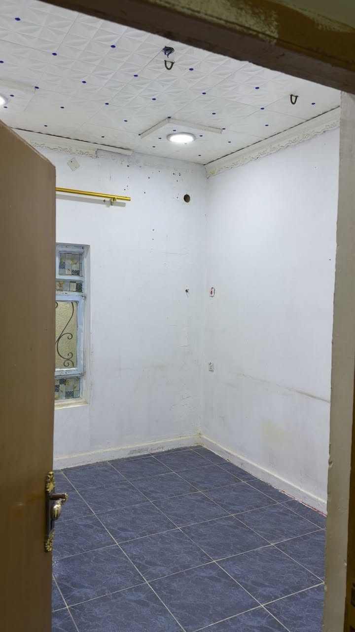 يعلن مكتب عقارات ….📌 شقه للايجار ارضي جبيله قرب التايم غرفتين وصاله ومطبخ وحمام ب450 الاستفسار ***********
