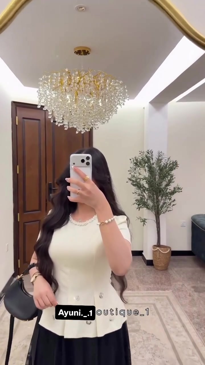 الطقم التريند الانيق🥺✨

.
القياسات 38-40-42-44


**إذا كنت صاحب هذا الإعلان وتريد حذفه لأي سبب، رجاءا أرسل رسالة إلى الدعم الفني**
