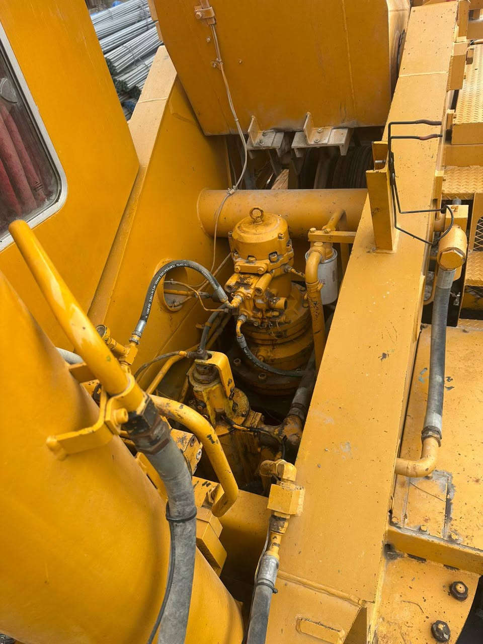 السلام عليكم 
كرين 50 طن للبيع 
جاهز من كل نقص كفاله عامه مكينه لاصرف لاتبخير 
تحويل مباشر 
السعر 7 وبي مجال بسيط
العنوان بغداد الغزالية 
لل استفسار 
***********
***********
