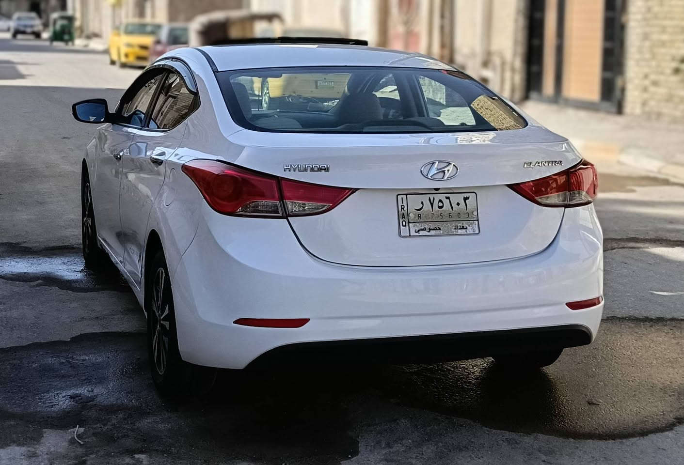 سلام عليكم سياره هيونداي النترا موديل السياره 2014 خليجيه رقم بغداد مشروع وطني سنويه  جديده السياره جاهزة من كلشي مكان سياره واسط السياره مكفولة كفالة عامه من ضربة كص نقل جثه والوصولايات والصبغ قطعه واحده فقط بدون دواخل مكينه ولكير مكفولات تبريد شغال 1800السياره فول مواصفات فتحه سقف تحكم استيرن اشاره بلمري السياره اي نقص مابيه حداديه خلفي امامي جديده تخم تاير جديد سعر السياره 115 ورقة بيه مجال حك جيه رقم موبايل صاحب سيارة موجود بلنشر 
***********
