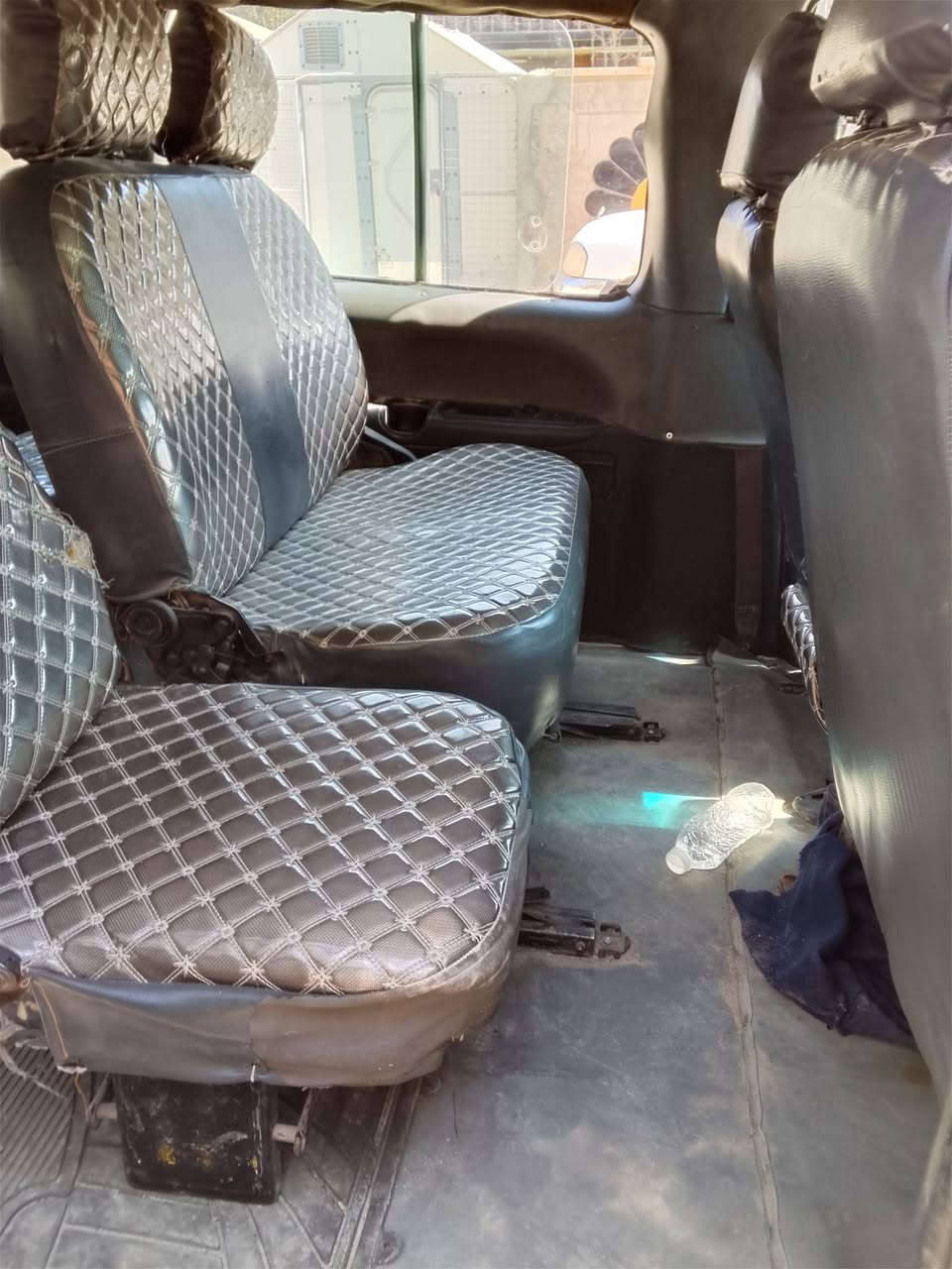 ستارك موديل 2007 للبيع ارضيها ب 70 وبيها مجال الانبار حديثه ***********
