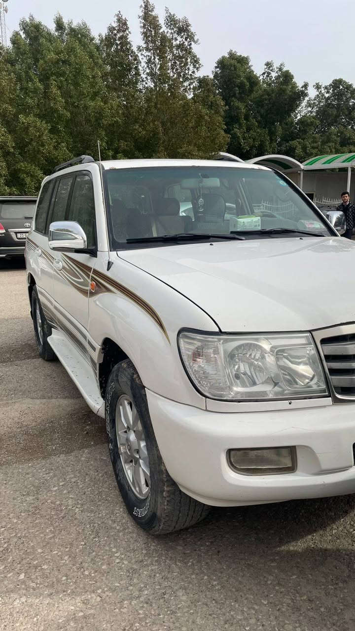 للبيع
لاندكروز ٢٠٠١ خليجي السيارة بيها الجاملغ الامامي صبغ و شبر شرط جوه علامة البنيد والباقي مكفول 
السعر ١٤٠ وبيها مجال 
رقمها مشروع وطني وين ما تريد تحول .. مكانها .ديالى 
***********
