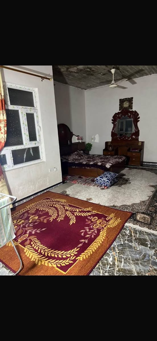 دار لبيع  في يارمجه الشماليه 100 متر طابقين ملك صرف 
السعر 67 بي مجال 
***********
