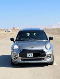 سياره موديل 2020  سياره فول مواصفات مكفولة كفاله عامه من الصبغ من ظربه...