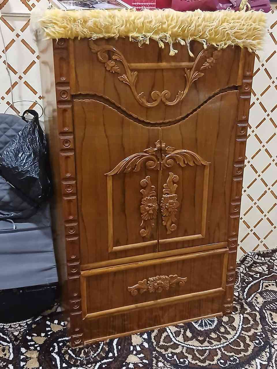 غرفة خشاب عراقي ثقيل فصال نظافة ١٠٠% السعر ٩٠٠ قفل 🔐 عنوان موصل الجديدة ***********
