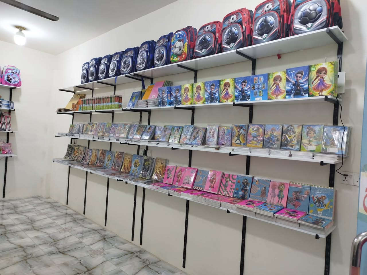 السلام عليكم مكتبة كاملة للبيع الديكور والمواد مع جهاز استنساخ وجهاز كبس حراري وجهاز


**إذا كنت صاحب هذا الإعلان وتريد حذفه لأي سبب، رجاءا أرسل رسالة إلى الدعم الفني**