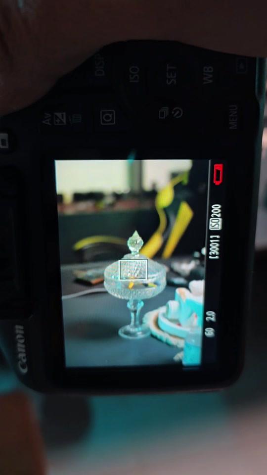 من أفضل عدسات كانون 50mm f1.4  سعر 185 الف توصيل مجاني  للحجز والاستفسار مراسلة واتساب  *********** ***********
