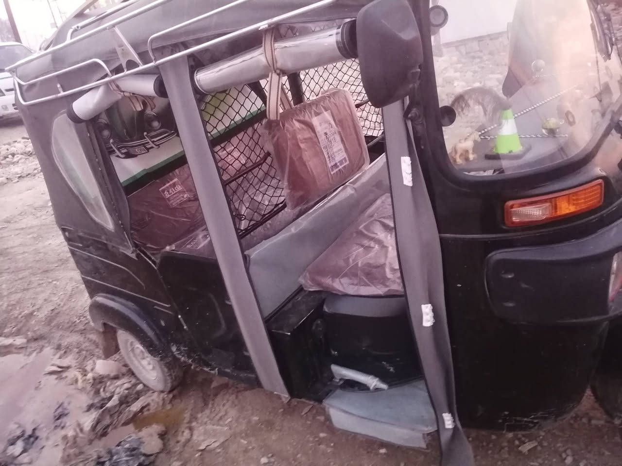 تكتك البيع موديل ٢٢ عنوان رقم ابغداد عنوان بعقوبه سعر علا خاص ***********
