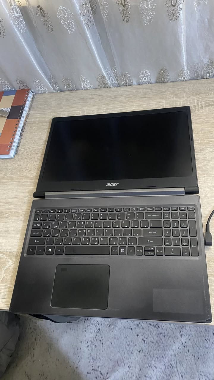 لابتوب acer asper 7
Core i7 جيل العاشر
Ram 16 GB
SSD 1 TB
GTX 1650 4GB
Screen FHD 60Hz
لابتوب كلش حلو ومريح وخفيف 
مناسب للبرامج الهندسية والالعاب
اني جنت اشتغل علية كل برامج التصميم المعماري ما وكفني ابد
السعر 900 الف
مكاني بغداد
***********
