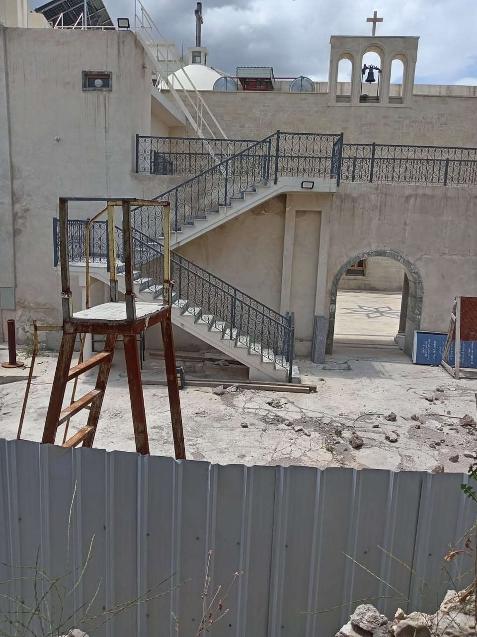 دار بحساب أرض مساحتها 71 ركن سند 2024 بإسم شخص واحد 
منطقة الميدان خلف الكنيسة مباشرة 
***********
***********
