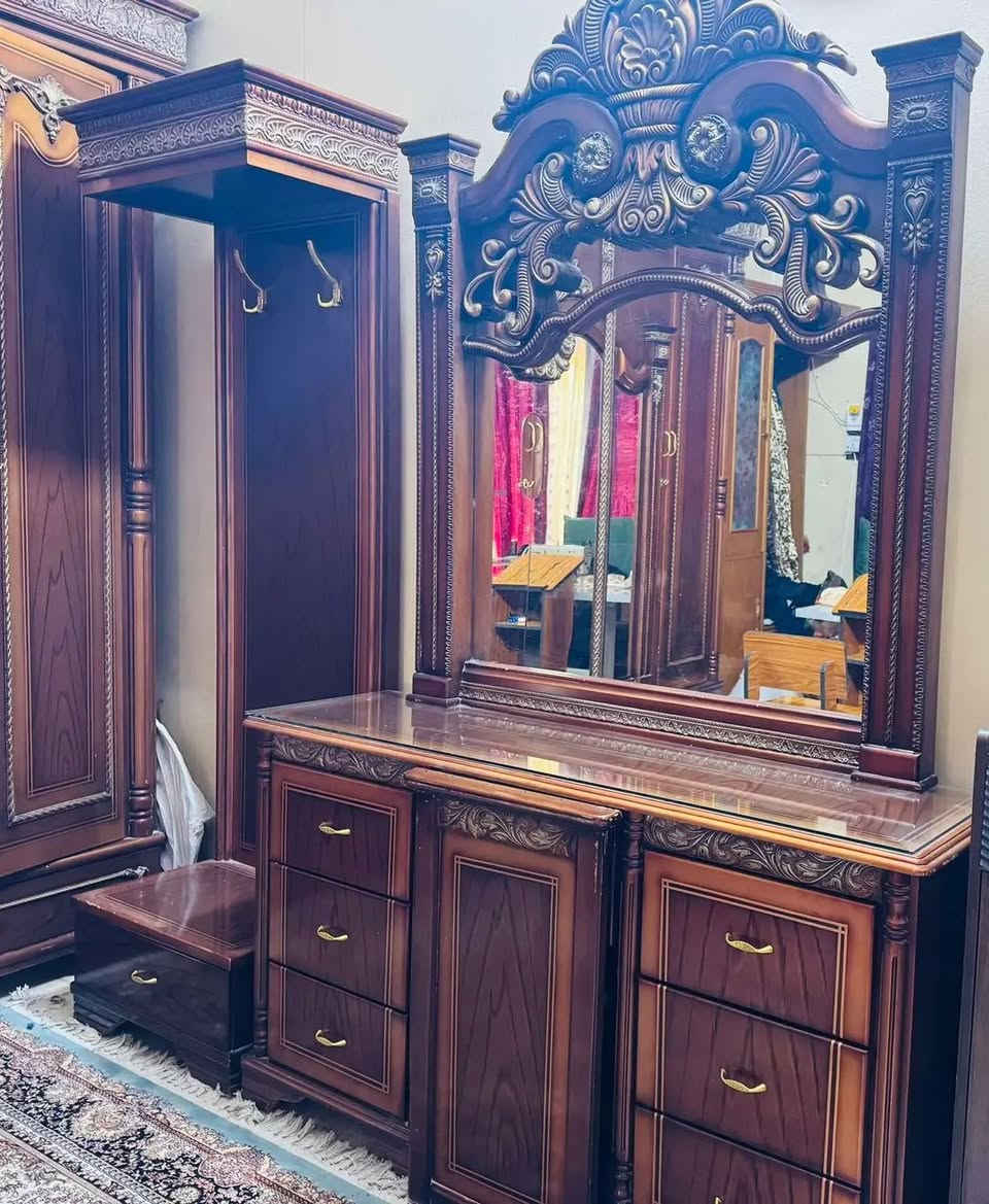 غرفة سوريه ثقيل تكمة 
السعر مليون وربع وبيها مجال للشراي 
حله الخسروية


**إذا كنت صاحب هذا الإعلان وتريد حذفه لأي سبب، رجاءا أرسل رسالة إلى الدعم الفني**