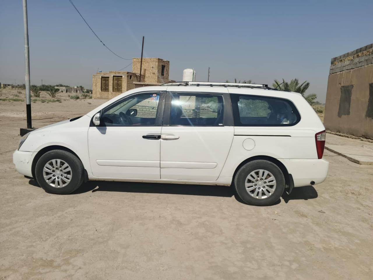 سلام عليكم
كيا كرنفال خليجي 2012 اجره بسمي بيه منظومة غاز السعر 150 وبيه مجال بسيط  الاستفسار ***********
