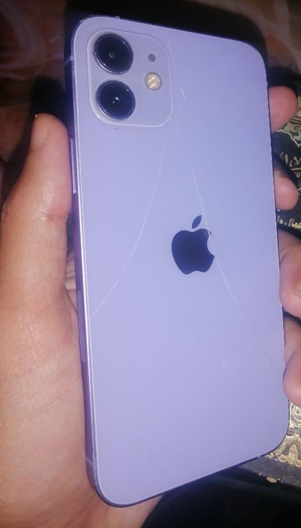 موبايل  ايفون12 ذاكره 128

لون بنفسجي راقي 💜

📱 الحالة:  كلشي شغال

🔋 البطارية:  77
مبدل شاشه اصليه
وبطارية
فطر بالضهر مثل ما موضح بالصوره 

⚡ الأداء: سريع ويشتغل بدون أي مشاكل

📦 المرفقات: الجهاز فقط (بدون ملحقات)

💰 السعر: 270

📍 الموقع: (كربلاء)


**إذا كنت صاحب هذا الإعلان وتريد حذفه لأي سبب، رجاءا أرسل رسالة إلى الدعم الفني**