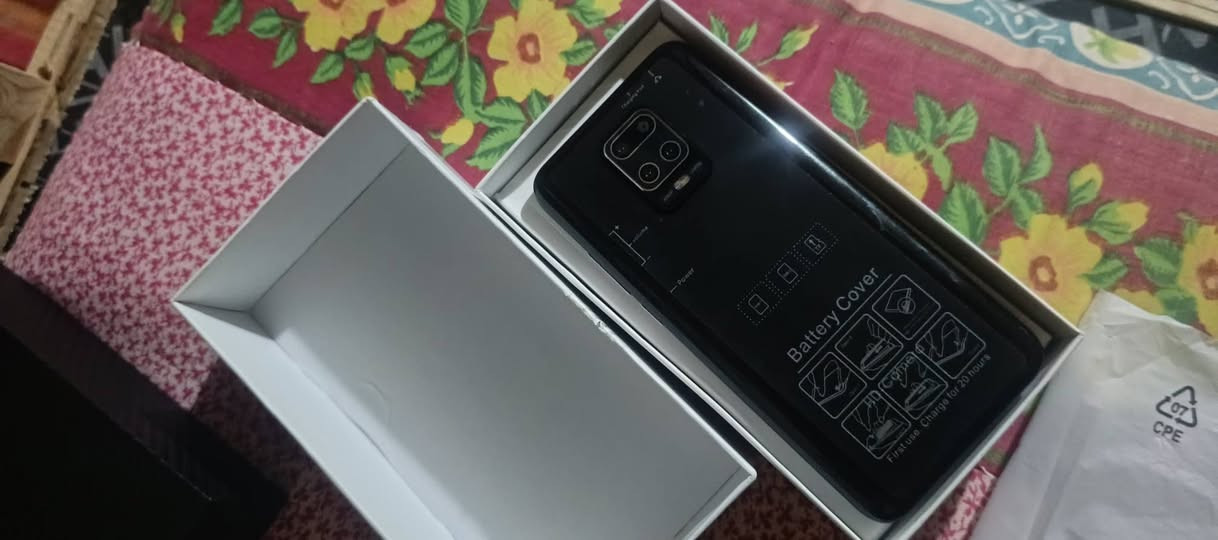 السلام عليكم اجهزه نوعيه كوبي مامستخدمه نهائياً كارتون شوف عينك هنه وملحقاتهن كامله
(ثنينهن) ب 75 الف وبيهن مجال 

***********
رقمي فقط اتصال 
لايوجد واتساب
