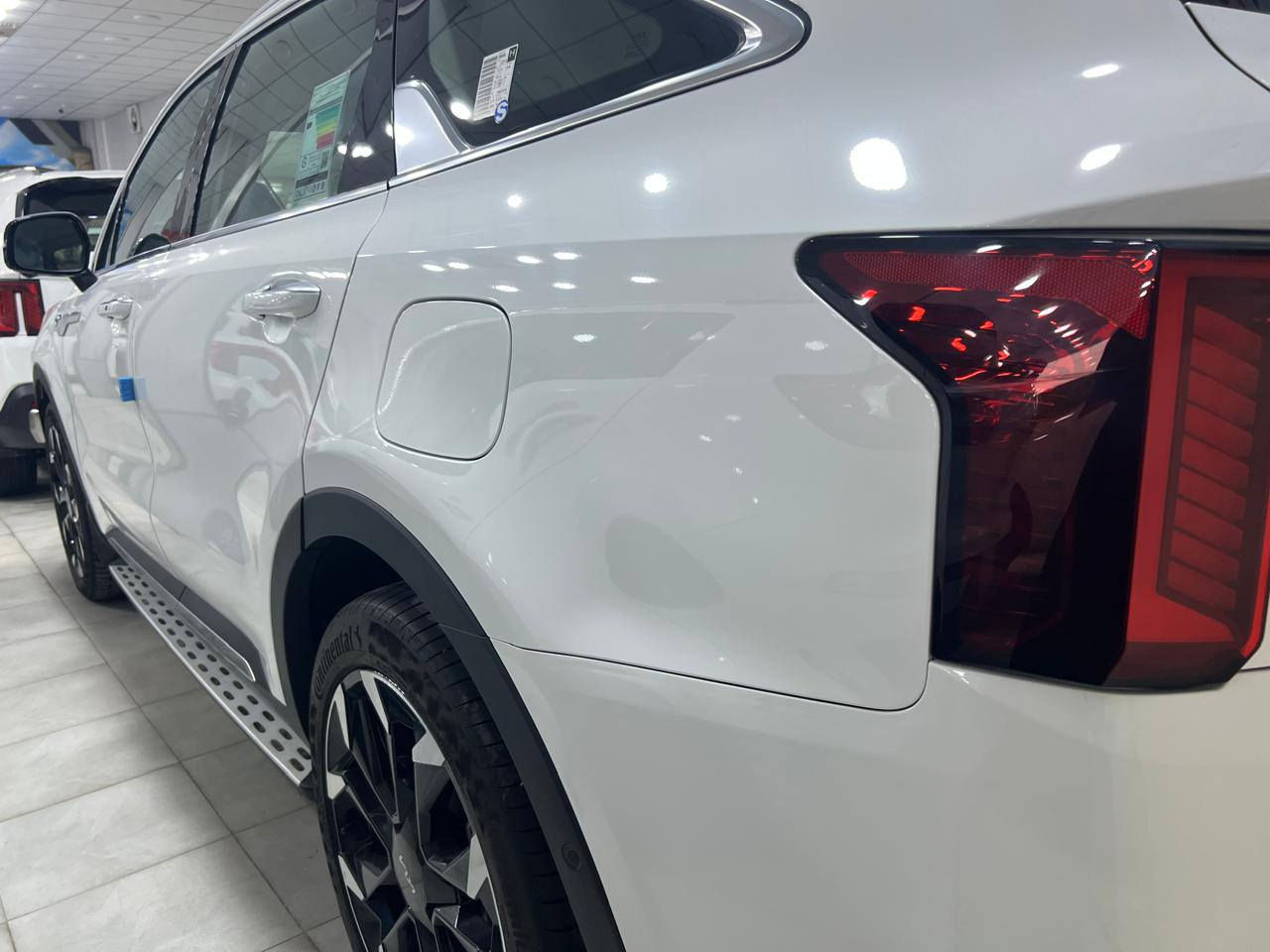 سورنتو ٢٥ واحد على واحد محرك ٣٥٠٠ سقف بانوراما خمس كامرات مقاعد كهرباء تدفئه وتبريد داتا شو كير ماوس حساسات  دواسات ويل ٢٠وباقي المواصفات المعروفه ماشية 14500
***********
