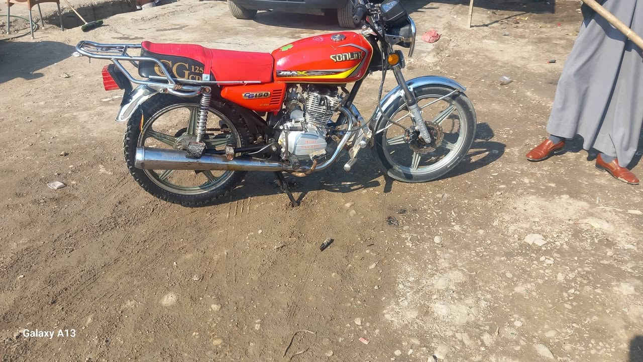 سلام عليكم دراجه سيفان البيع موديل 2019 اوراق اصوليه كهربائيّ كلهة شغالة دراجه على الشركة السعر خاص مكاني ديالى الخاص سراجق هاذه رقمي /***********
