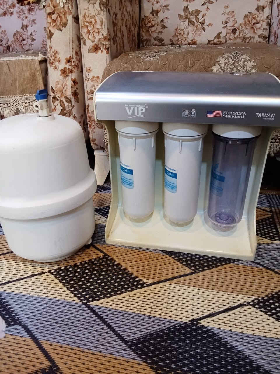 فلتر ماء اصلي  السعر50


**إذا كنت صاحب هذا الإعلان وتريد حذفه لأي سبب، رجاءا أرسل رسالة إلى الدعم الفني**