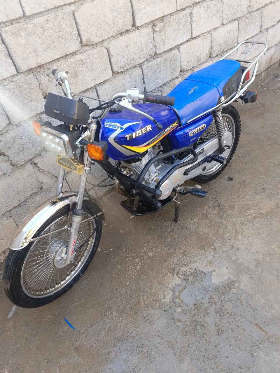 للبيع تايكر 2019 محرك ما مفتوح ويرمنيه ما تشتغل يراد ترتيب سعر 375 مكاني بل أيمن ستفسار ***********
