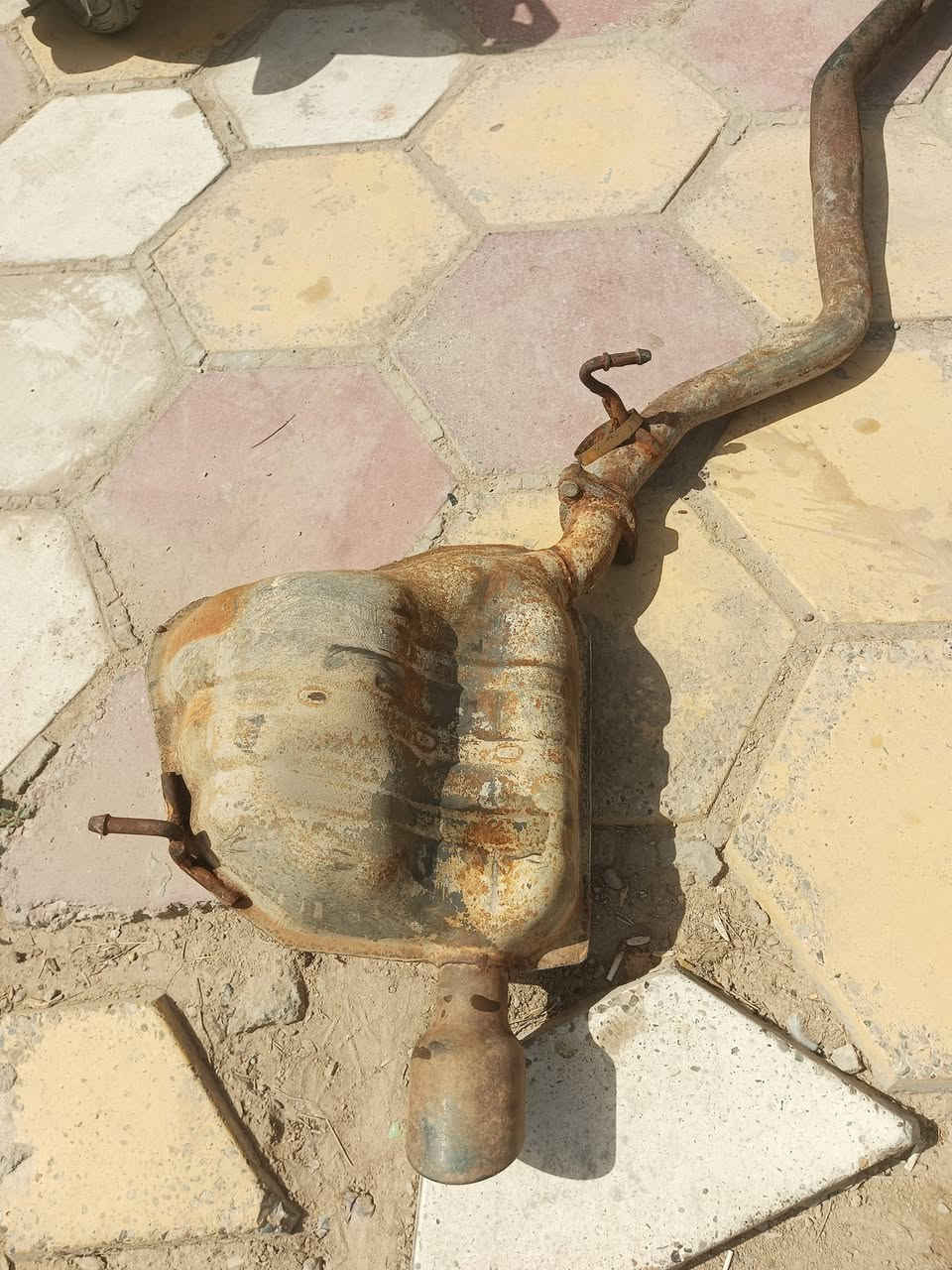 كزوز  هو والوسطيات والدكشن كامل مال 17 gt  فقط
 انباعن الحجريات
ادمن وافق بلا زحمه عليك
***********
