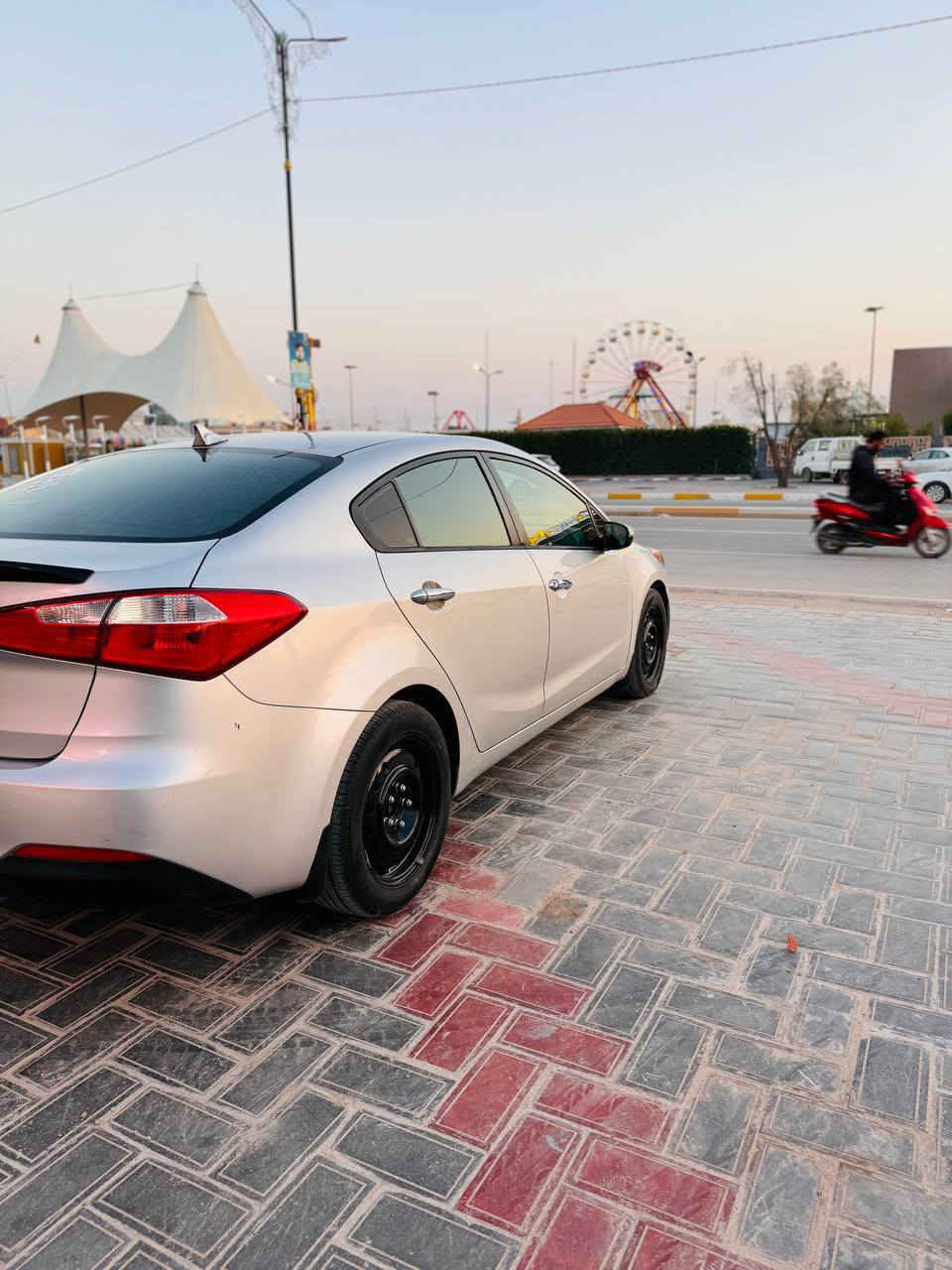 فورتي 2015 محرك 2000 دوش تحكم ستيرن كامره شاشه ارضيه جلد تخم تاير جديد بيها قطعتين تبديل جاملغ ايمن وبنيد سعر 105
للتواصل *********** 
مكلف بالنشر
