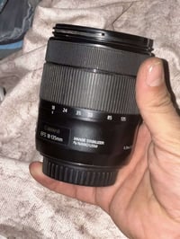 عدسة كانون • 18-135