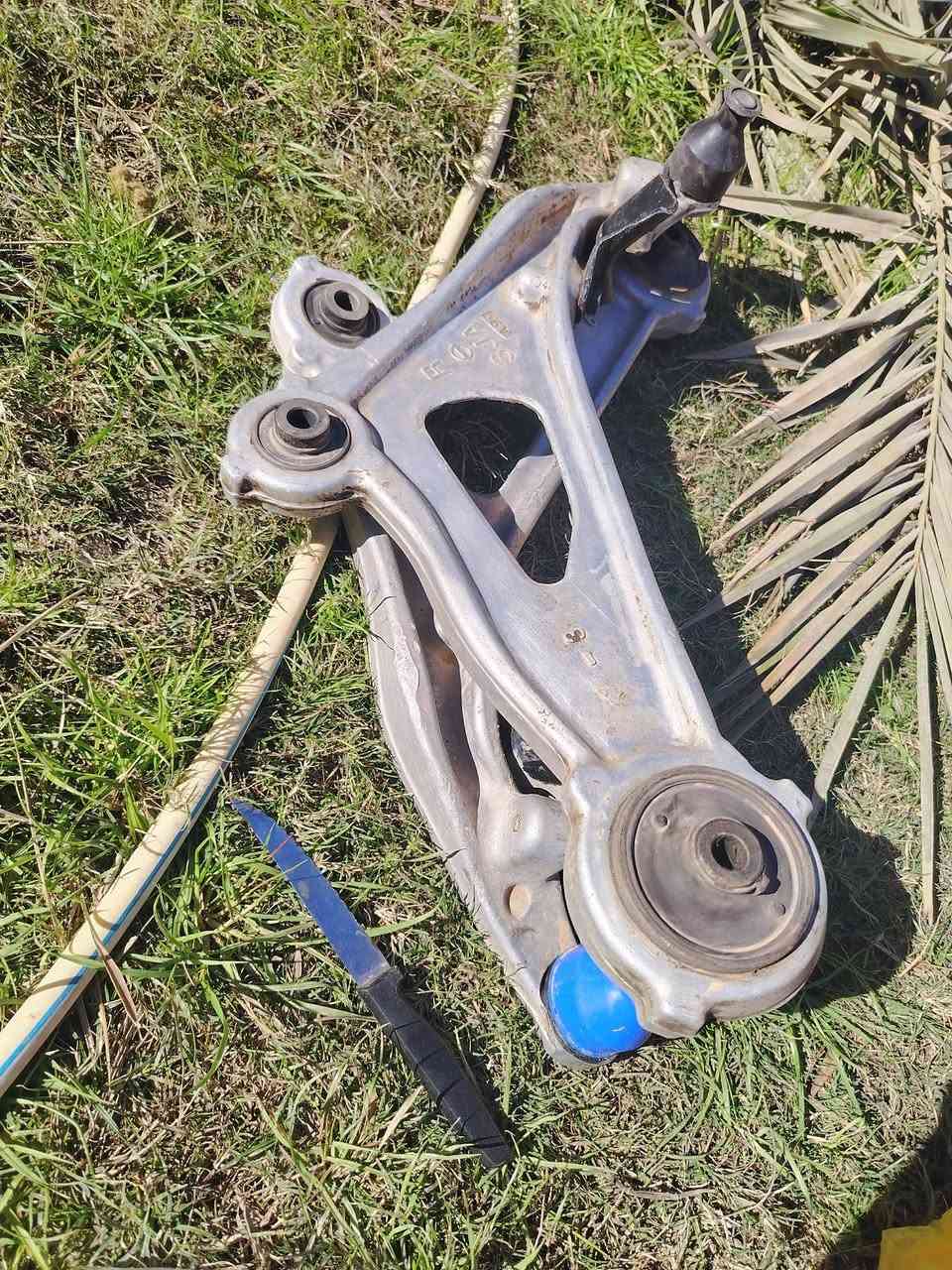 السلام عليكم ورحمة الله عندي طبلات نيسان بافندر١٣ نضيفات للبيع السعر 150  العنوان كربلاء للاستفسار الاتصال ع الرقم ***********
