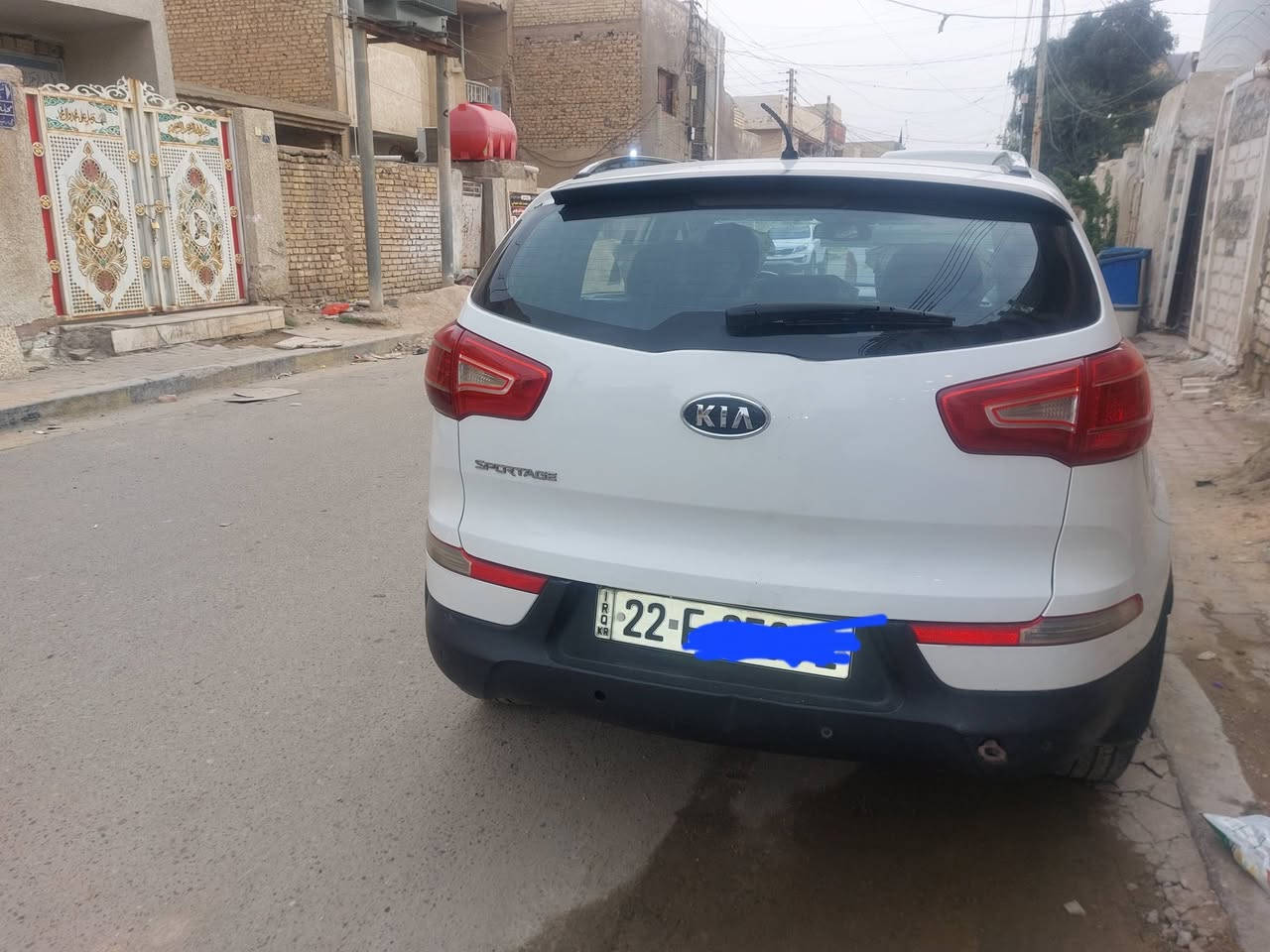 سبورتج موديل٢٠١٢ محرك ٢٠٠٠ مكفوله من الصبغ فقط بارد موضح بالسونار مواصفات بنوراما كامره حساسات خلفيه صدر أمامي خلفي جديد السعر ١٣٧ وبيه مجال للشراي ***********
