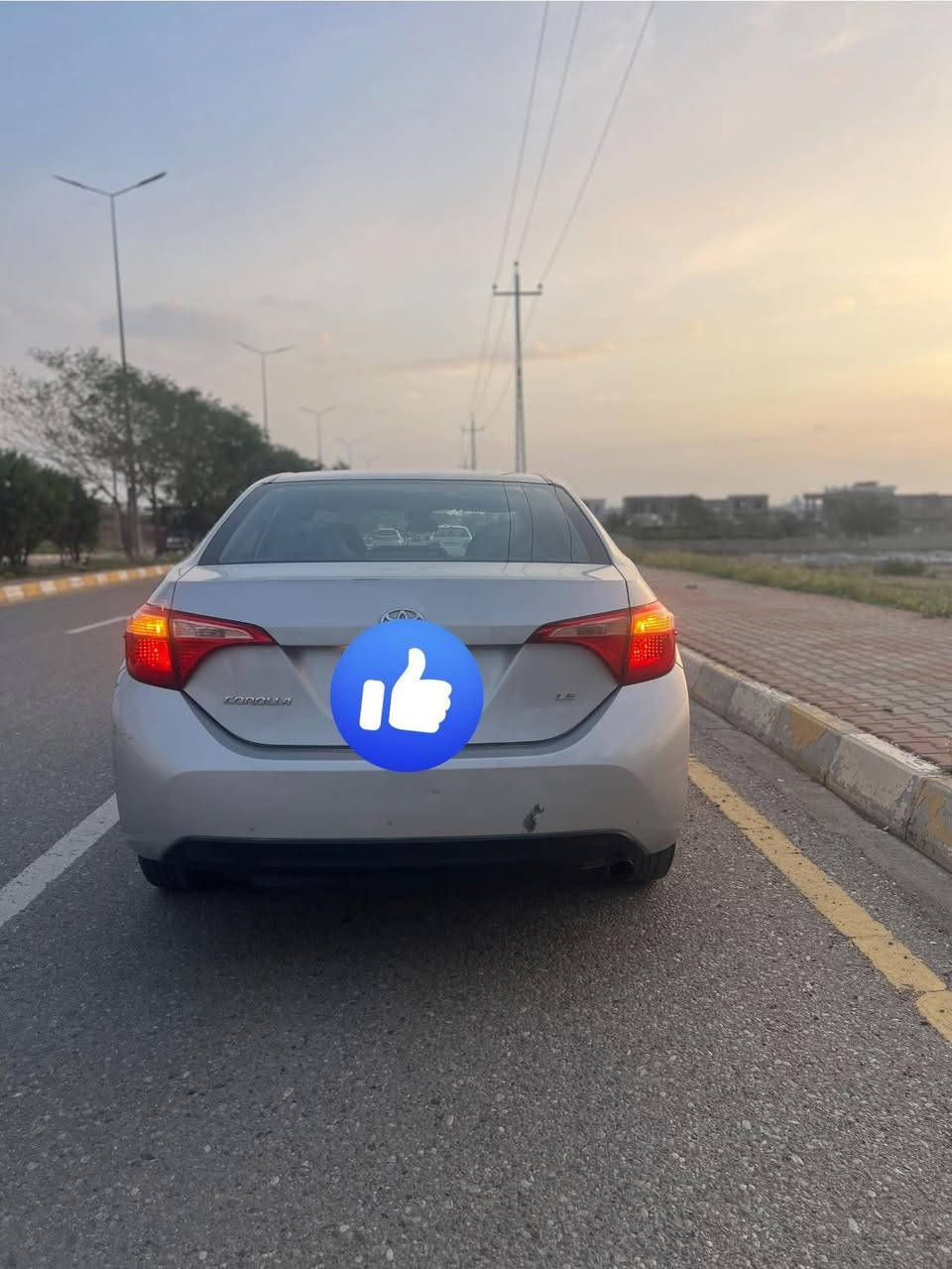 السلام عليكم كورلا 2017 للبيع السياره كفاله عامه من امريكا سرقه جاملوغ مبدل ابلادي السياره بدون ارباك بدون حادث بدون ظربه مكينه وكير بلشرط رادار حجر صدر امامي خلفي جديد تخم تاير جديد رقم سلمانيه سنويه جديده مكان السياره ديالى الاتصال على هذا الرقم ***********
