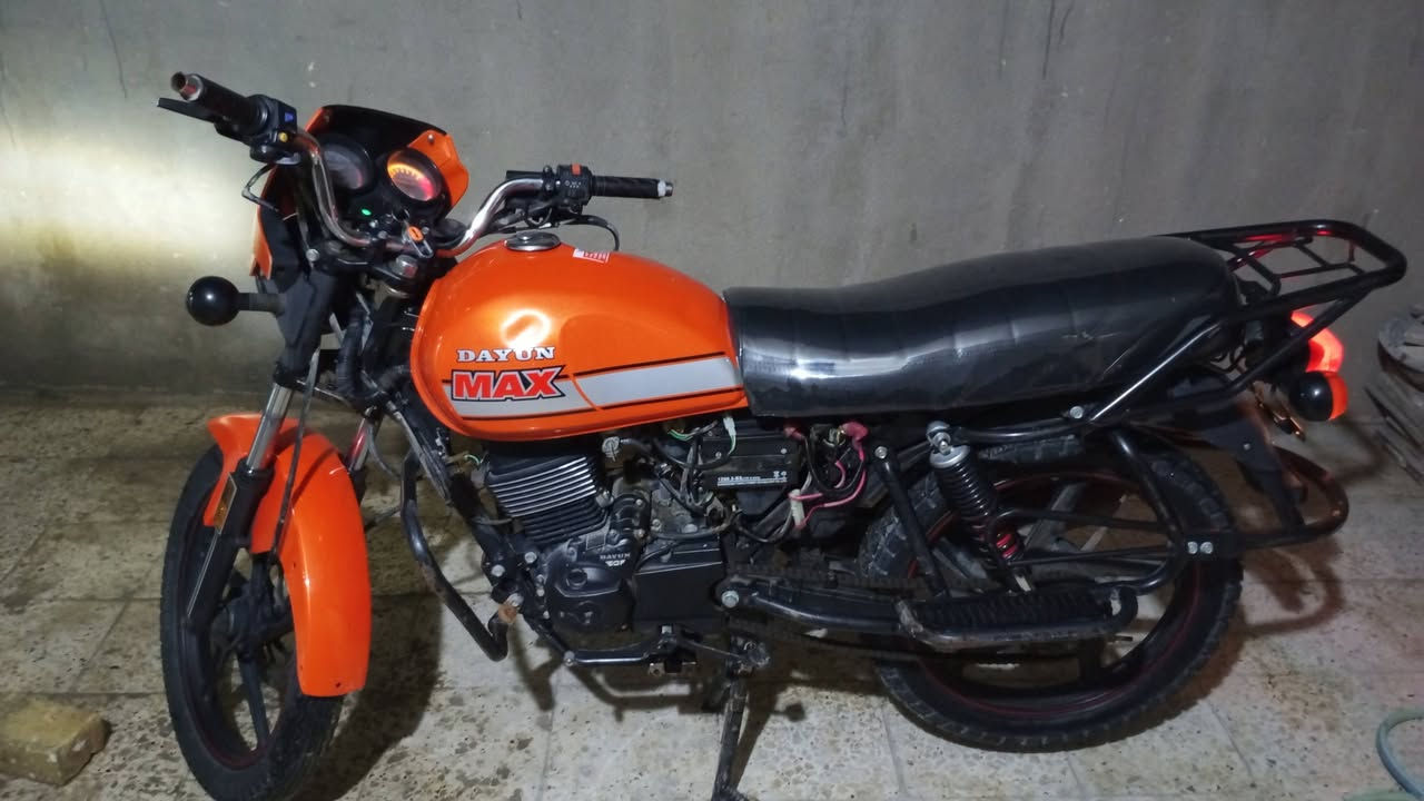 دراجة دايوان للبيع مديل 22 اوراق اصولي محرك مكفولة الدراجه بيه طخه بسيط ب تانكي موضحه بصوره محرك 175
استفسار خاص او اتصل ***********
